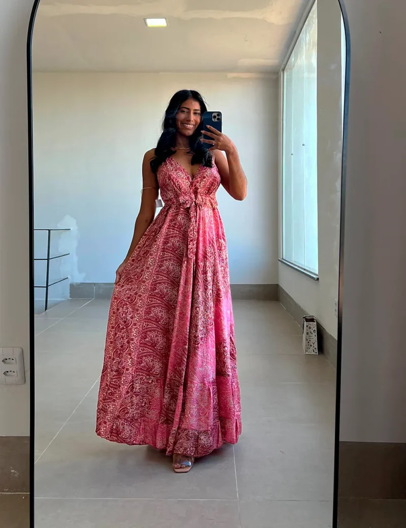 Vestido Fios de Ouro Costa Fechada - Imagem 3