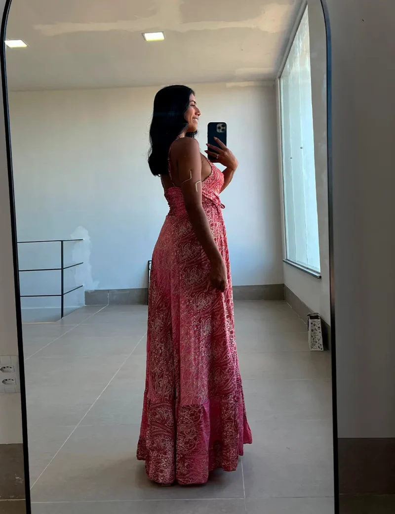 Vestido Fios de Ouro Costa Fechada - Imagem 4