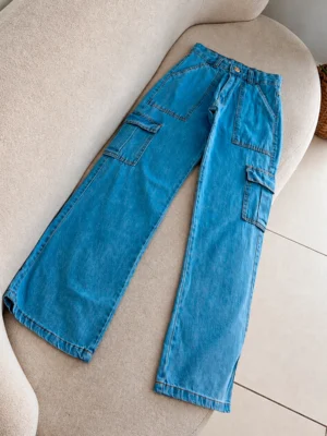 Calça Cargo Jeans Clara Bolso Quadrado