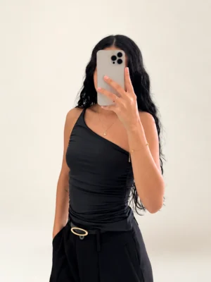 Blusinha Assimétrica Ray
